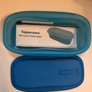 NWT Tupperware Microwave Pasta Maker